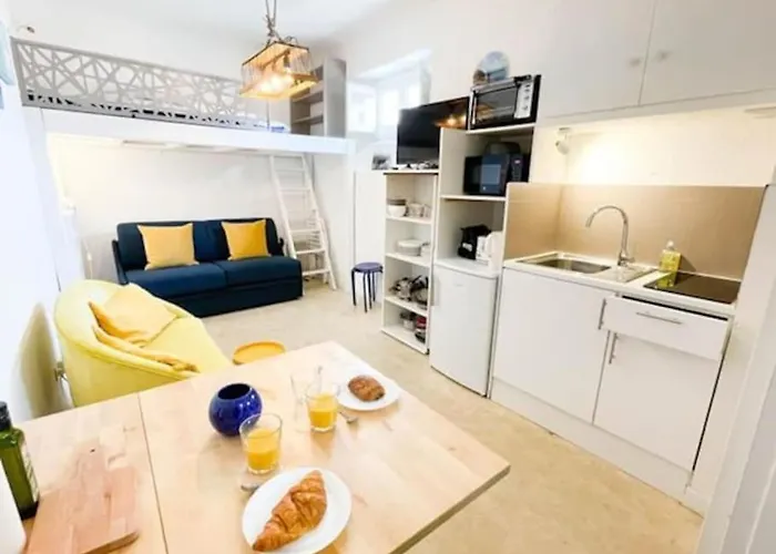 Le Littoral Yourhosthelper 比亚里茨